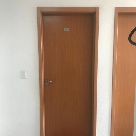 Apartamento Apartamento Em Londrina Privado Com 2 Quartos De Casal Com Utensilios Garagem E Wifi Exterior foto