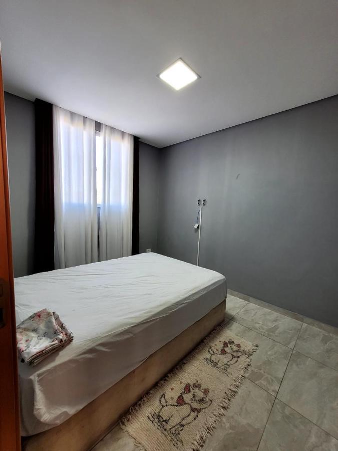 Apartamento Apartamento Em Londrina Privado Com 2 Quartos De Casal Com Utensilios Garagem E Wifi Exterior foto