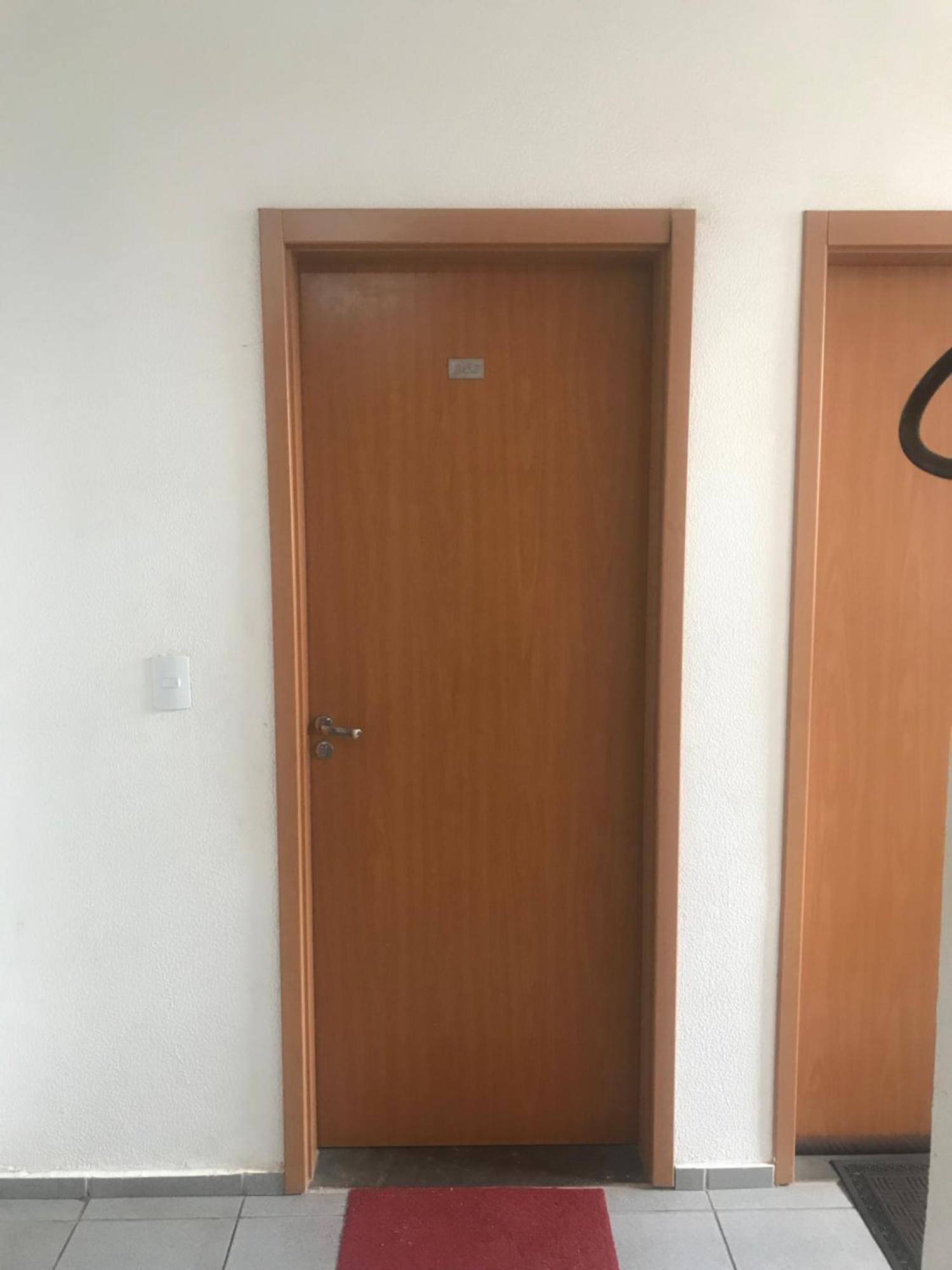Apartamento Apartamento Em Londrina Privado Com 2 Quartos De Casal Com Utensilios Garagem E Wifi Exterior foto